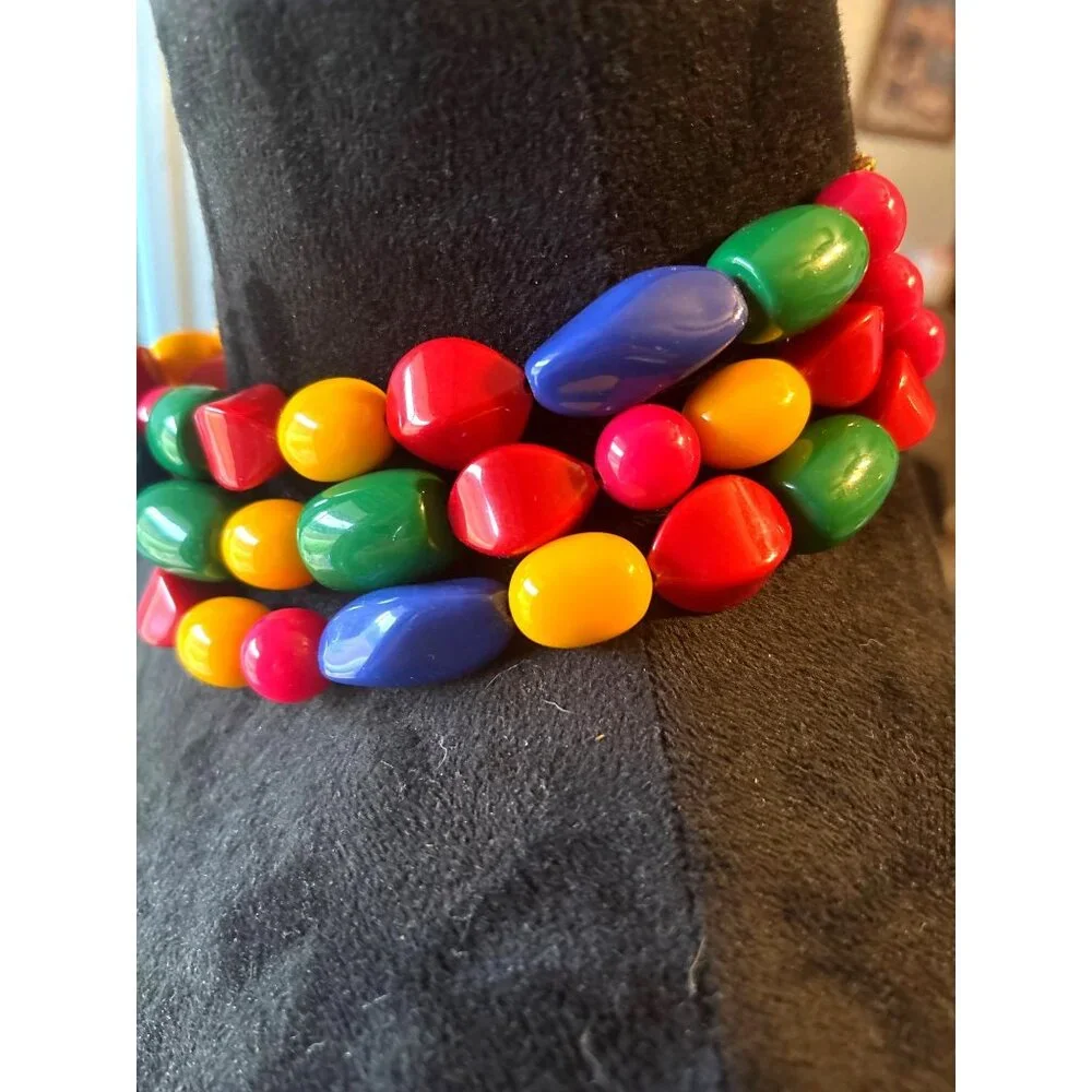 Chunky Collar Multicolor Beaded Statement Necklace Fish hook 15” end to end